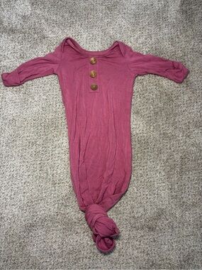 Caden Lane Dark Pink Bamboo Knotted Gown Size 0-3 Months